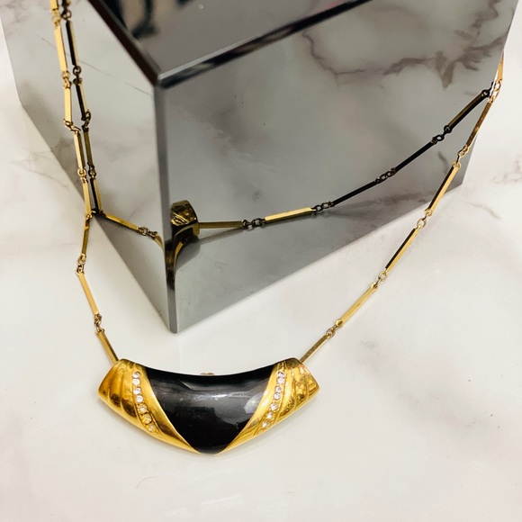 marvella Jewelry - Vintage Marvella Pendant Necklace